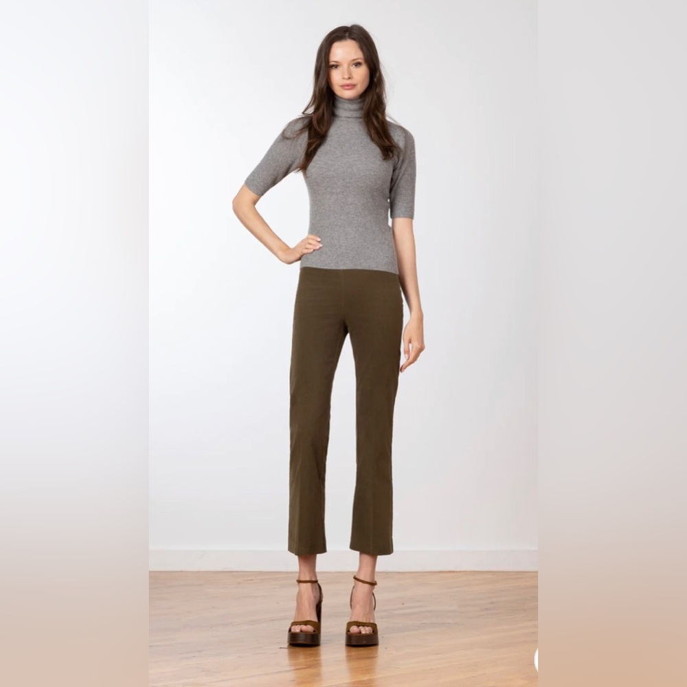 Avenue Montaigne Leo fine wale corduroy flare crop pants pull-on waist 8 olive